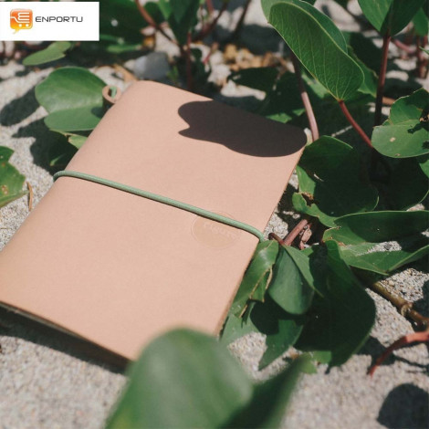 Notebook Summer Figure Green